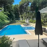 Beachfront With Private Pool By Monika Experiences