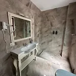 ヴィラ Beachfront With Private Pool By Monika Experiences