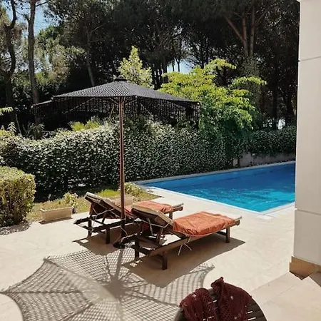 Beachfront With Private Pool By Monika Experiences 빌라