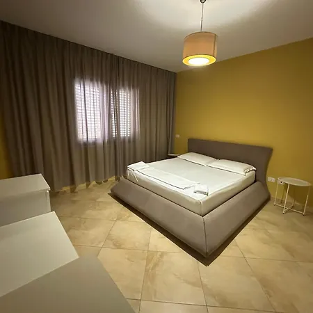 Beachfront With Private Pool By Monika Experiences ヴィラ *